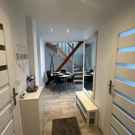 Attic Close To The Beach And City Center Kolobrzeg Exterior photo
