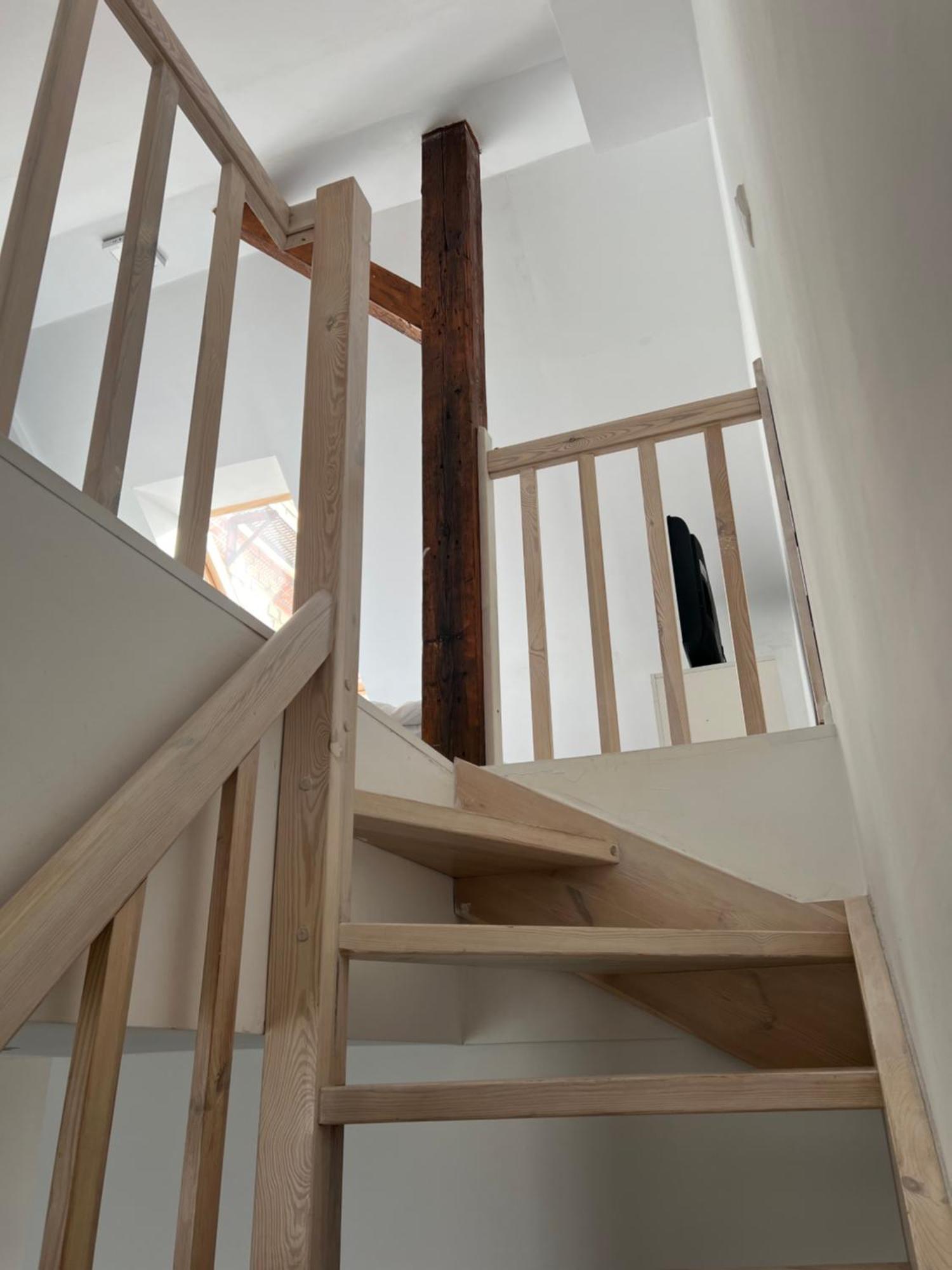 Attic Close To The And Center Apartment *